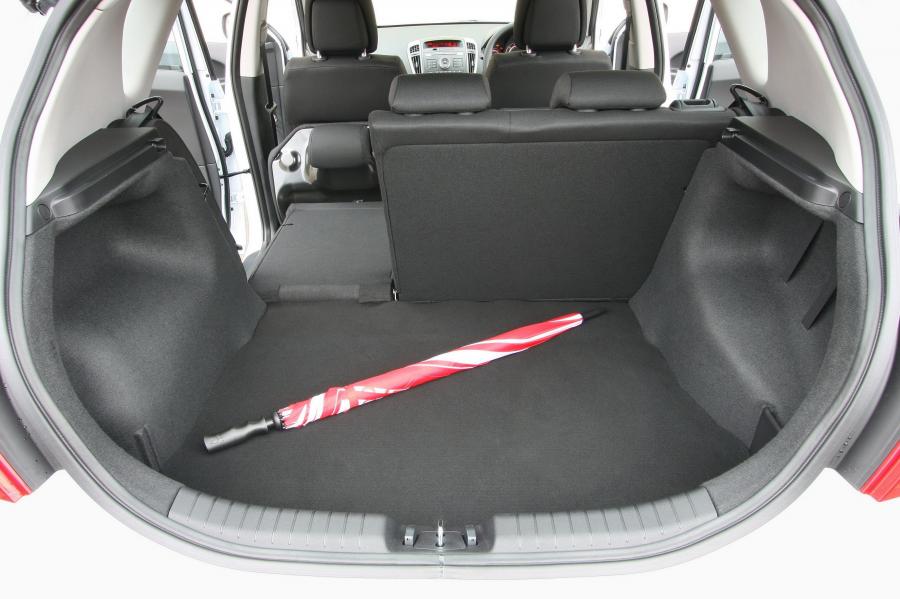  Kia cee&rsquo;d 2009 года  (фото 41 из 98)